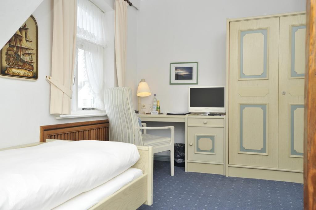 Hotel Friesenhof Wenningstedt-Braderup Pokoj fotografie